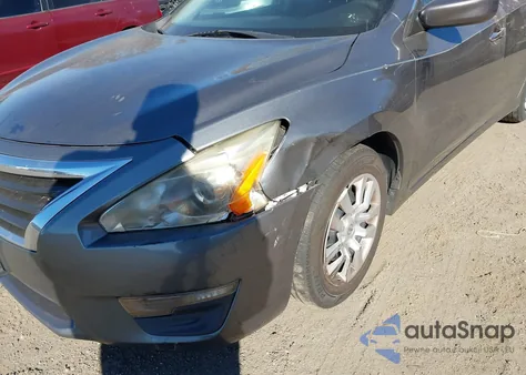 2015 Nissan Altima 2.5 S z USA, uszkodzony, nr VIN 1N4AL3AP2FC180507